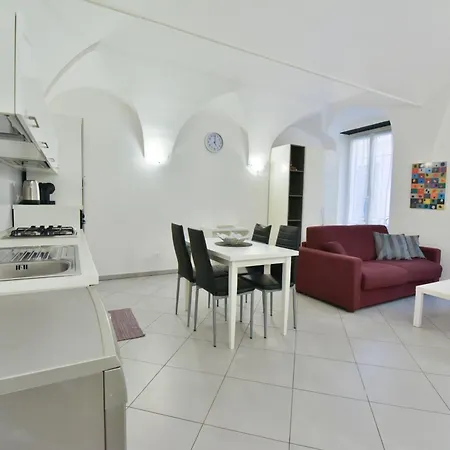 Perla Rossa - Bilocale In Centro A Due Passi Dal Mare Appartamento Finale Ligure
